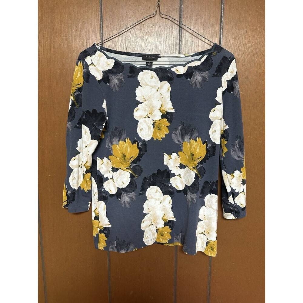 Ann Taylor Factory Scalloped neck 3/4 Sleeves Size S Work Blouse